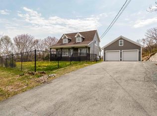 24 Kelly Dr, Halifax, NS B3V 1E8