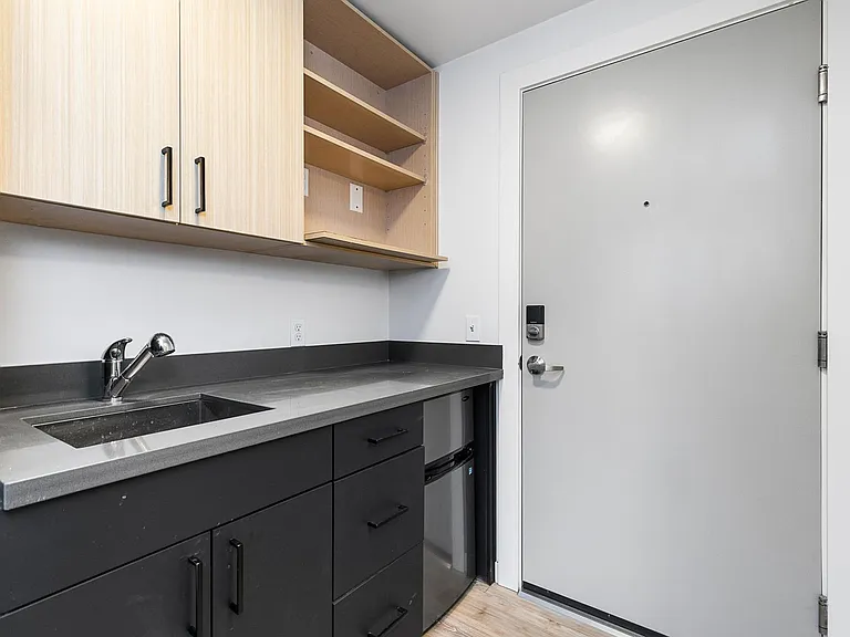 Karsti Apartments — Photo 41