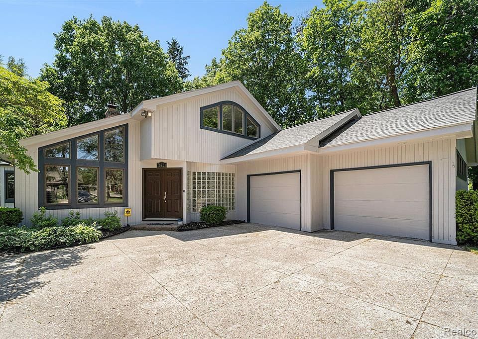18201 Beverly Rd, Beverly Hills, MI 48025 Zillow
