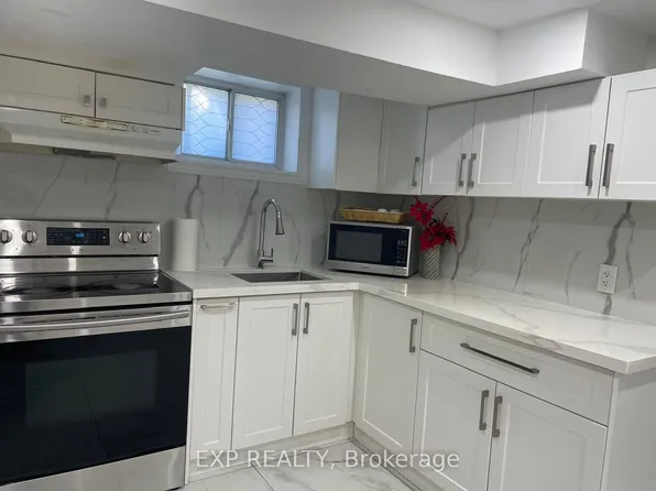 45 Blaisdale Rd #Basement, Toronto, ON M1P 1V9