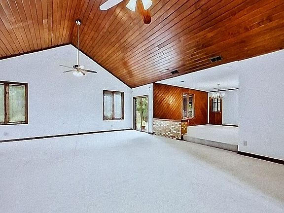 5th image of 129 Virginia Ave