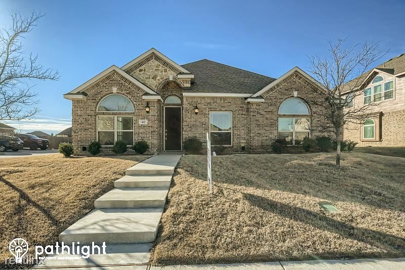 1st image of 462 Harvest Grove Dr