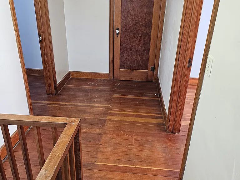1012 Howard St — Photo 10