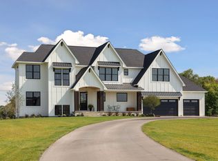 6133 Broadview Ave, Prior Lake, MN 55372