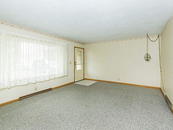 3rd image of 2906 Panorama Dr