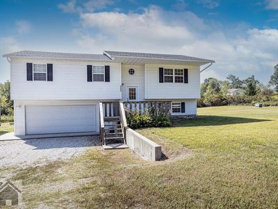 25890 Satellite Rd, Laquey, MO, 65534