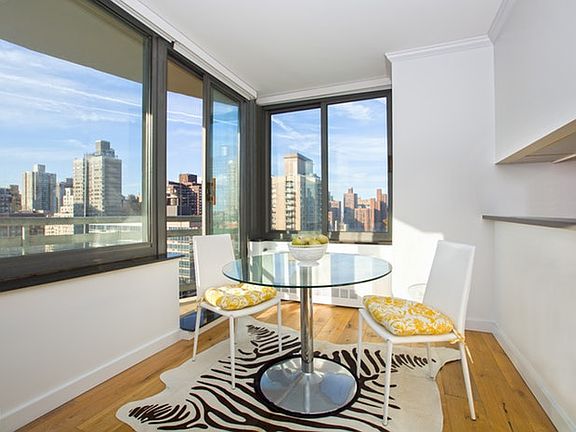 2nd image of 1632 2nd Ave #3003