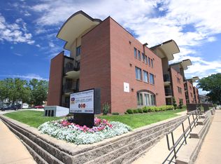 408 E Springfield Ave, Champaign, IL 61820