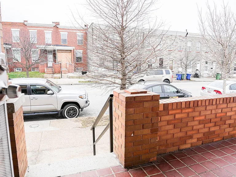 E Fayette St — Photo 5