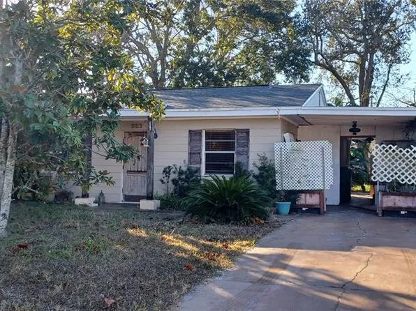 553 Calhoun St, South Daytona, FL 32119