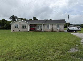 1361 Joyce Ln, Winchester, TN 37398