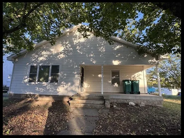 204 Duff St, Macon, MO 63552