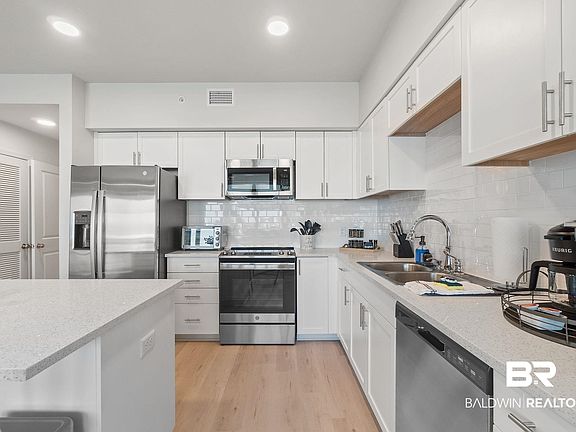 4th image of 903 W Beach Blvd #311