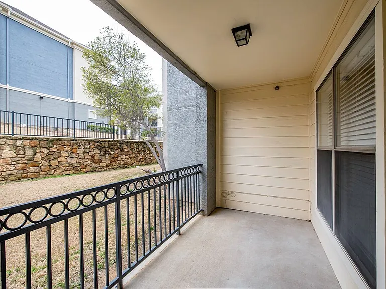 Abbey at Vista Ridge — Photo 36