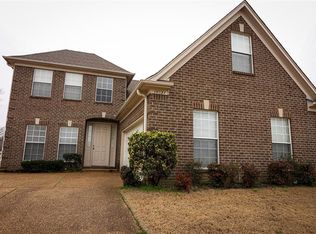 10521 Ashglen Cir S, Collierville, TN 38017