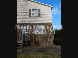 1412 Mount Clinton Pike, Harrisonburg, VA 22802