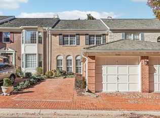 9720 Barrister Ct, Bethesda, MD 20814
