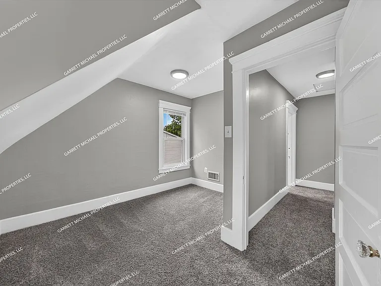 2322 Fordham St — Photo 21