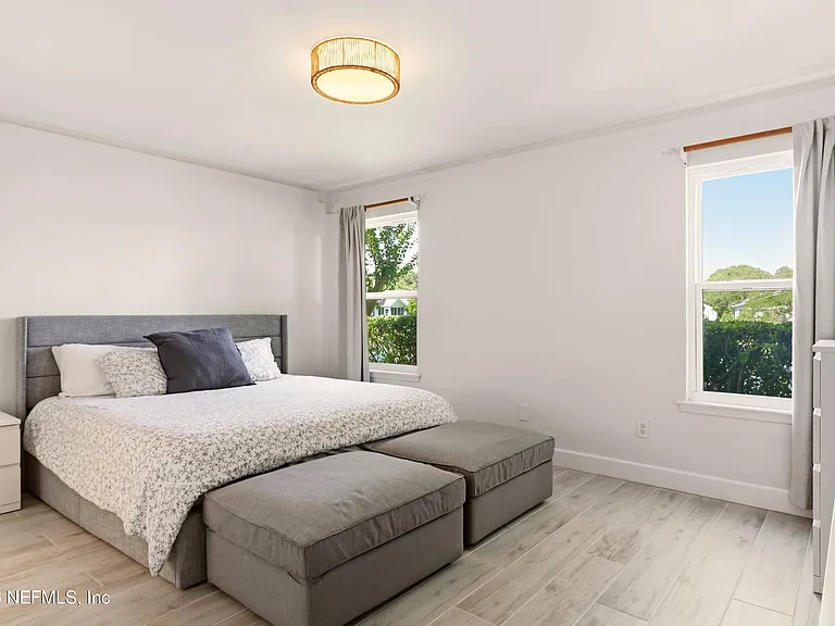 120 Alsace Ct — Photo 23