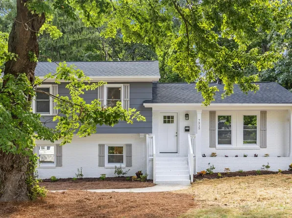 7315 Thorncliff Dr, Charlotte, NC 28210