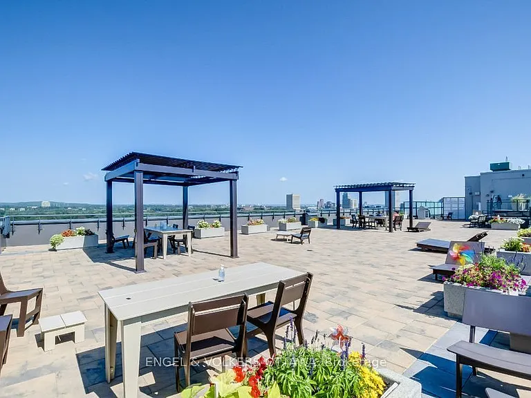 360 Patricia Ave #106 — Photo 31