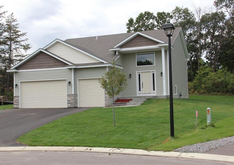1st image of 11534 Madison Ct NE