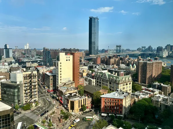 180 Park Row image 3 of 17