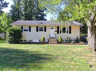 4140 Locust Ln, Fairfax, VA 22030