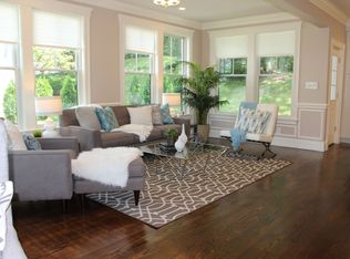 160 Bellingham Rd, Brookline, MA 02467