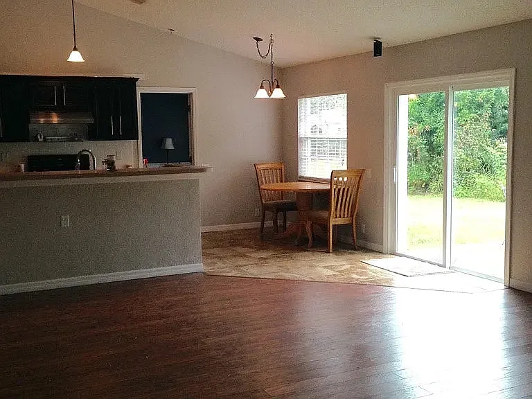 2371 Waterfall Dr — Photo 3