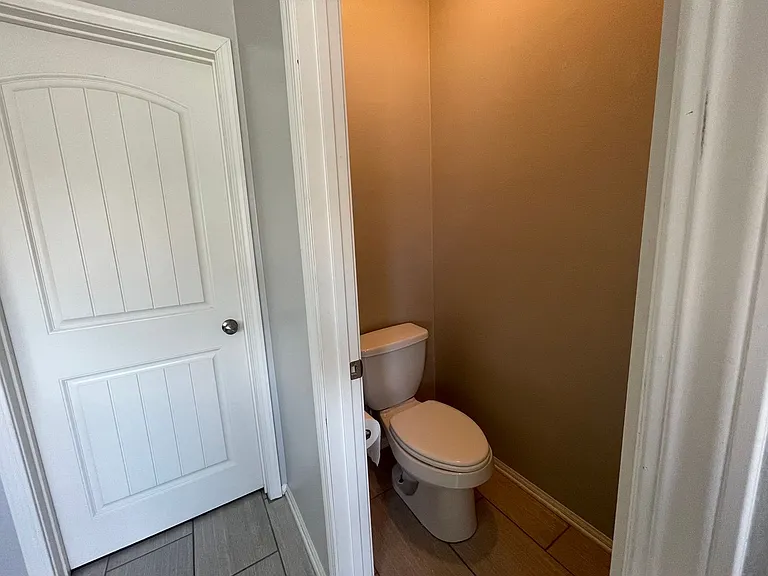 1591 Stow Grove Ave — Photo 23