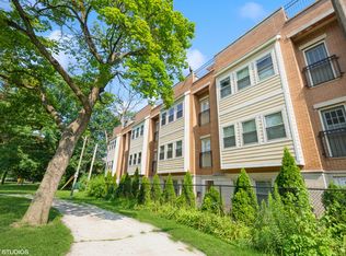 10428 S Walden Pkwy #B, Chicago, IL
