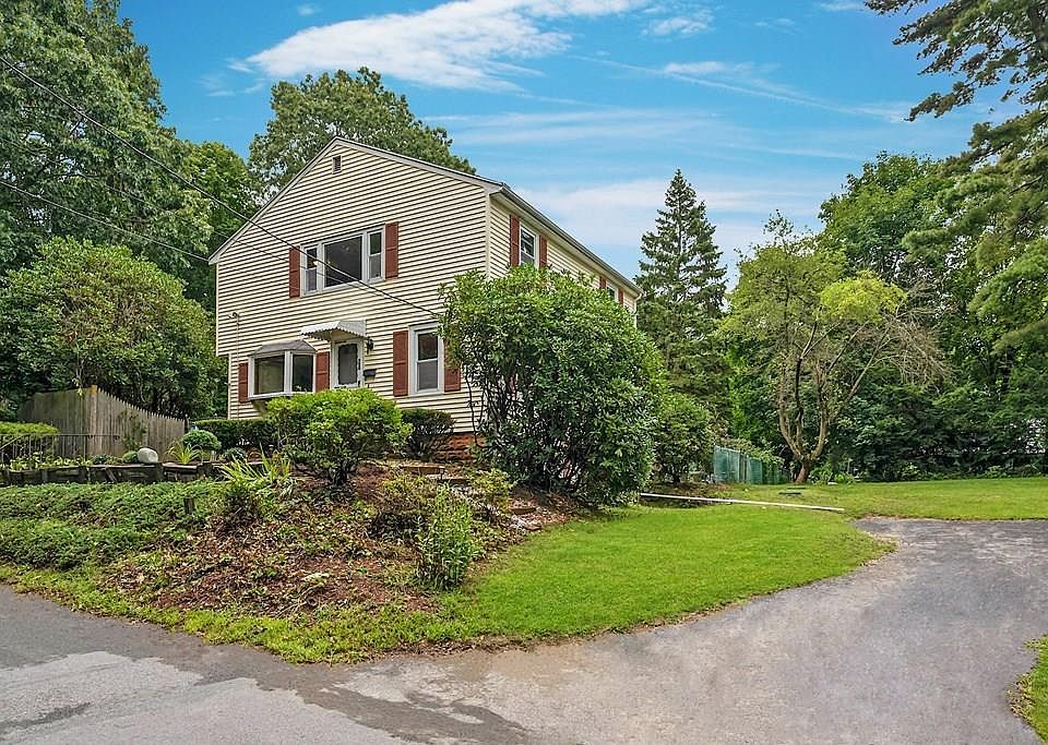 1st image of 20 Hillwood Ave