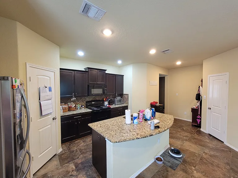 9859 Marbach Rd — Photo 4