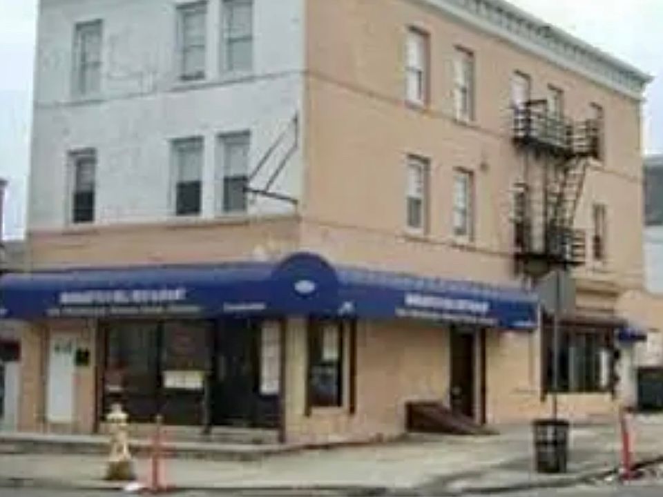 1st image of 432 Central Ave #1F