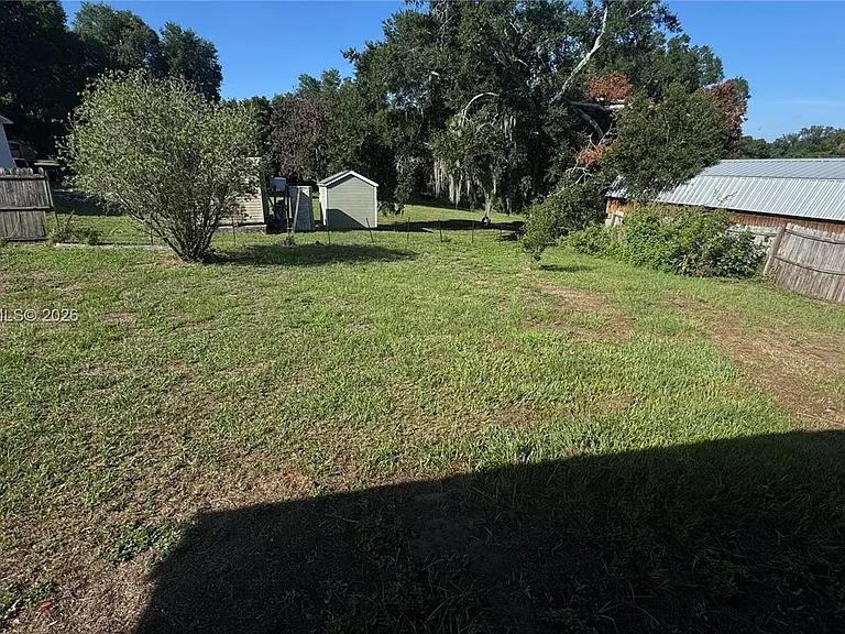 322 W Sample Ave — Photo 16