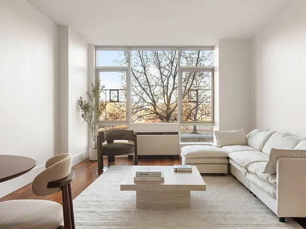 30 Bayard St APT 2A, Brooklyn, NY 11211