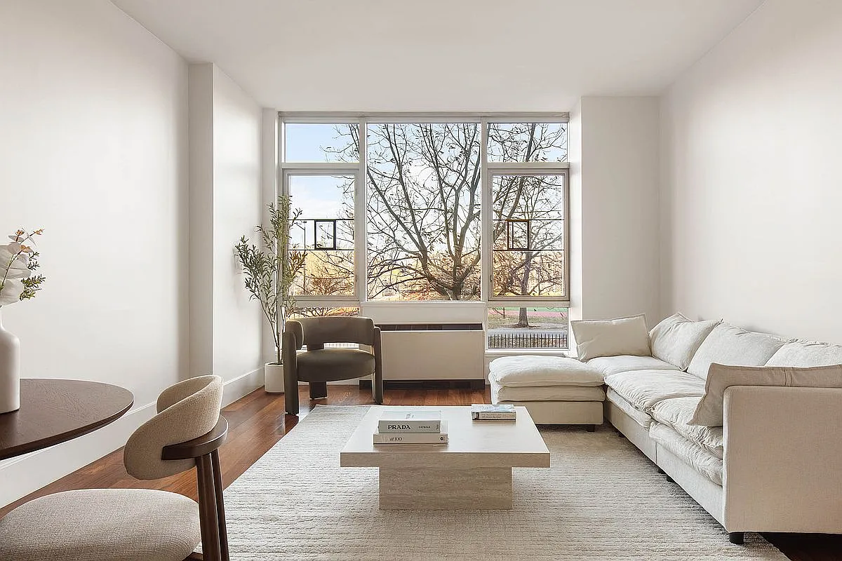 30 Bayard St APT 2A photo 1