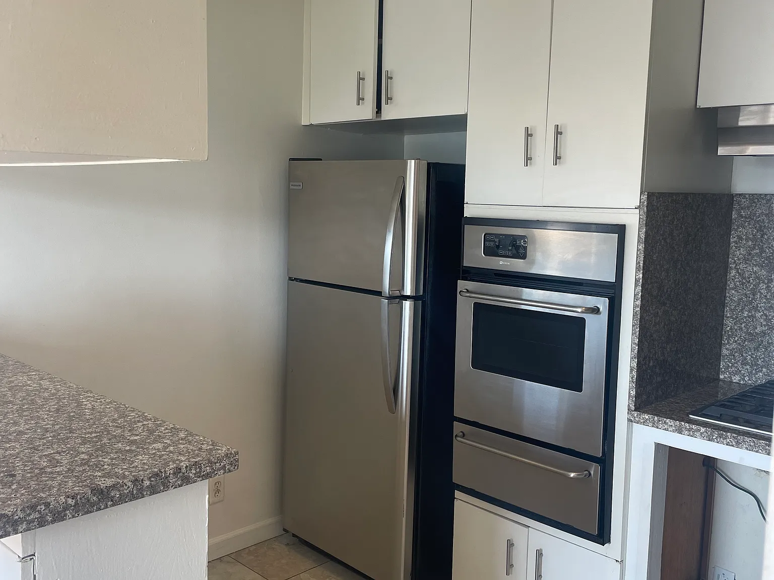 1 bed, $2,595 — Photo 3