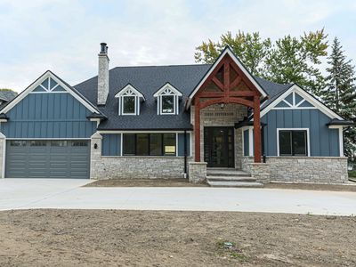 33930 Jefferson Ave, Saint Clair Shores, MI, 48082