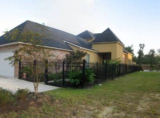21155 Waterfront East Dr, Maurepas, LA 70449