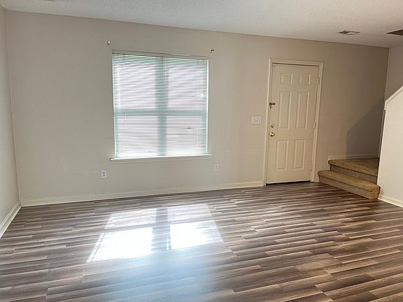 3rd image of 409 S Beech St #1