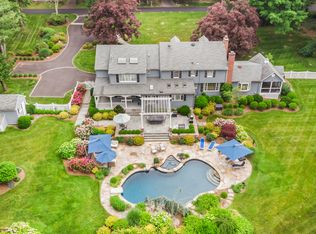 18 Lantern Ridge Rd, New Canaan, CT 06840