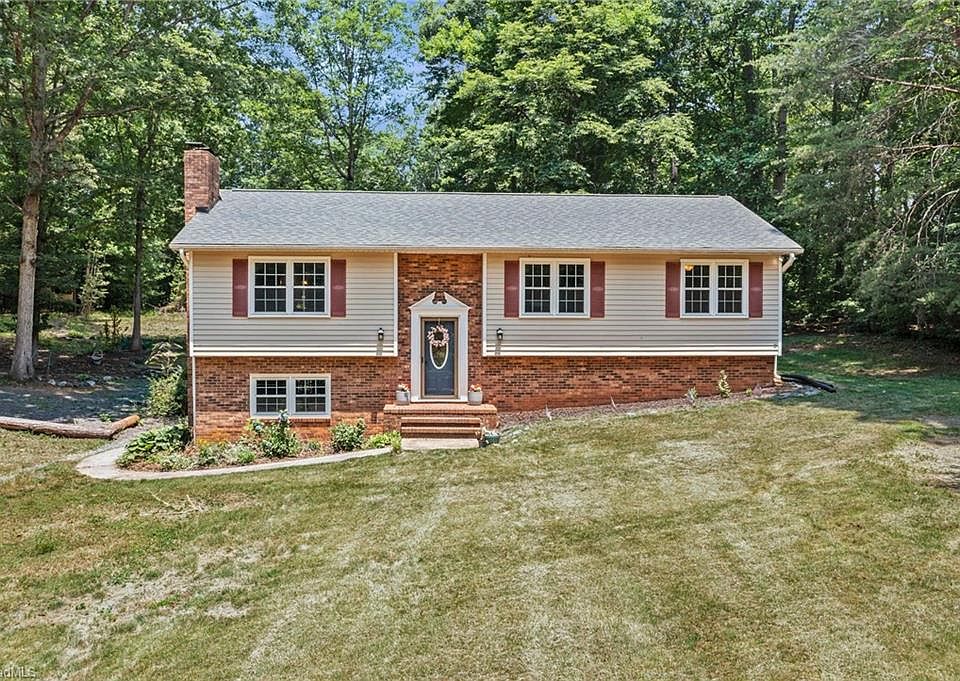 1st image of 212 Jack Booe Rd