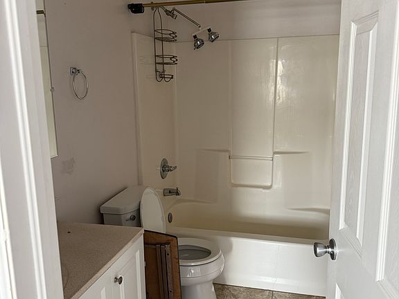 5th image of 2737 Koven Dr