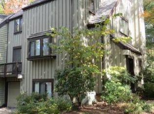 1557 Scandia Cir, Reston, VA 20190