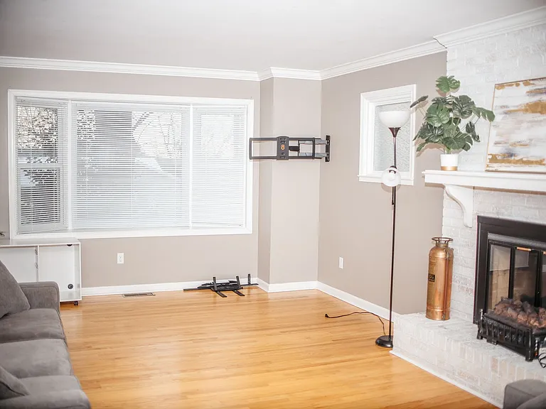 1449 Jill Dr — Photo 5
