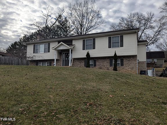 2nd image of 3653 Deland Dr