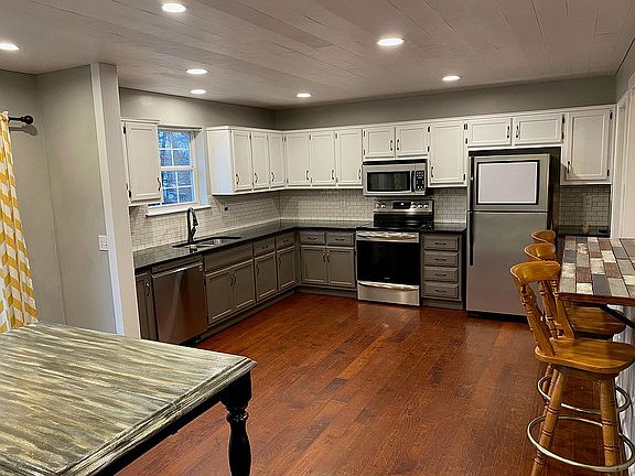 Open kitchen and dining area