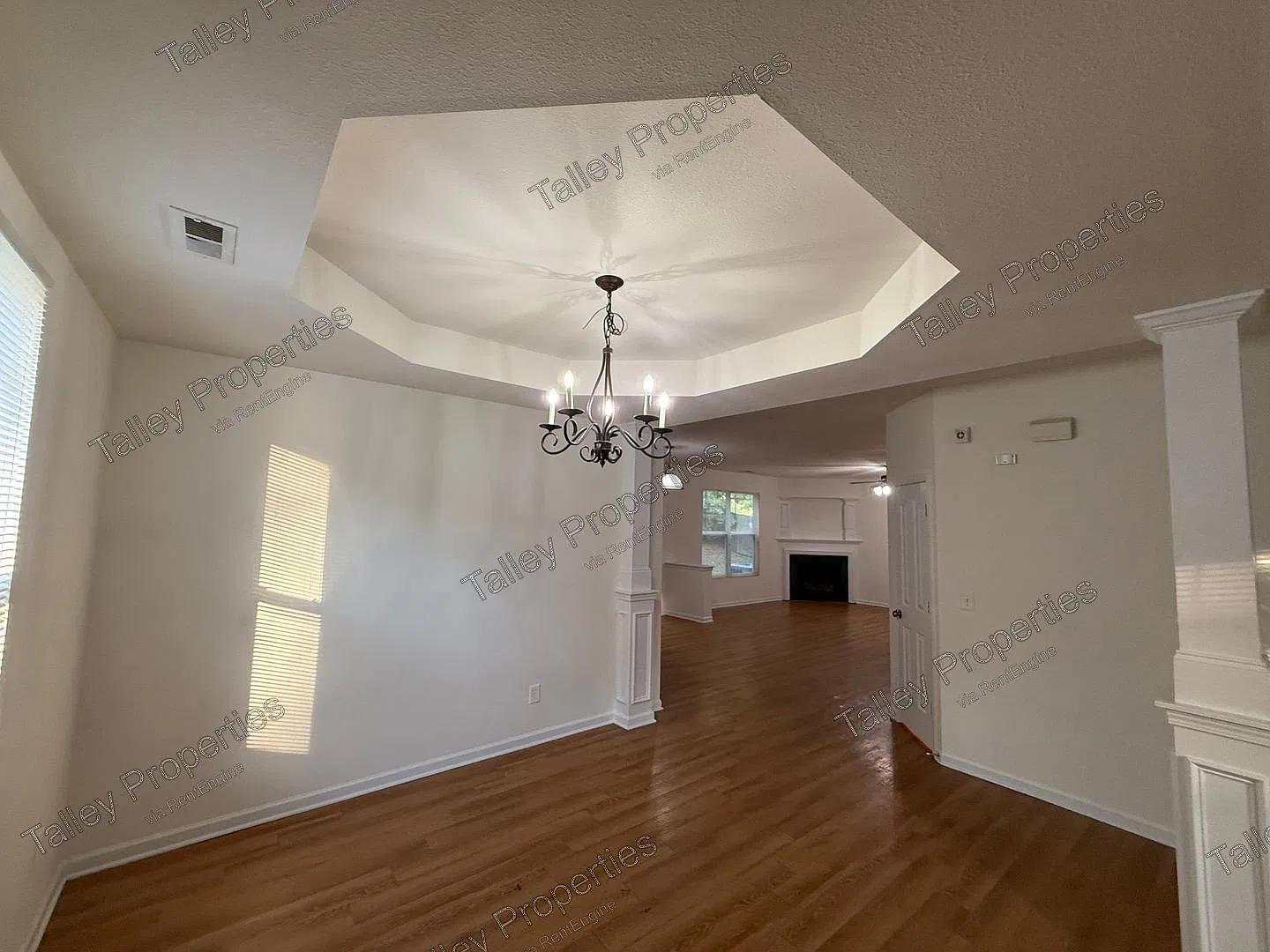 4 bed, 2.5 bath, 2450 sqft, $2,199 — Photo 3